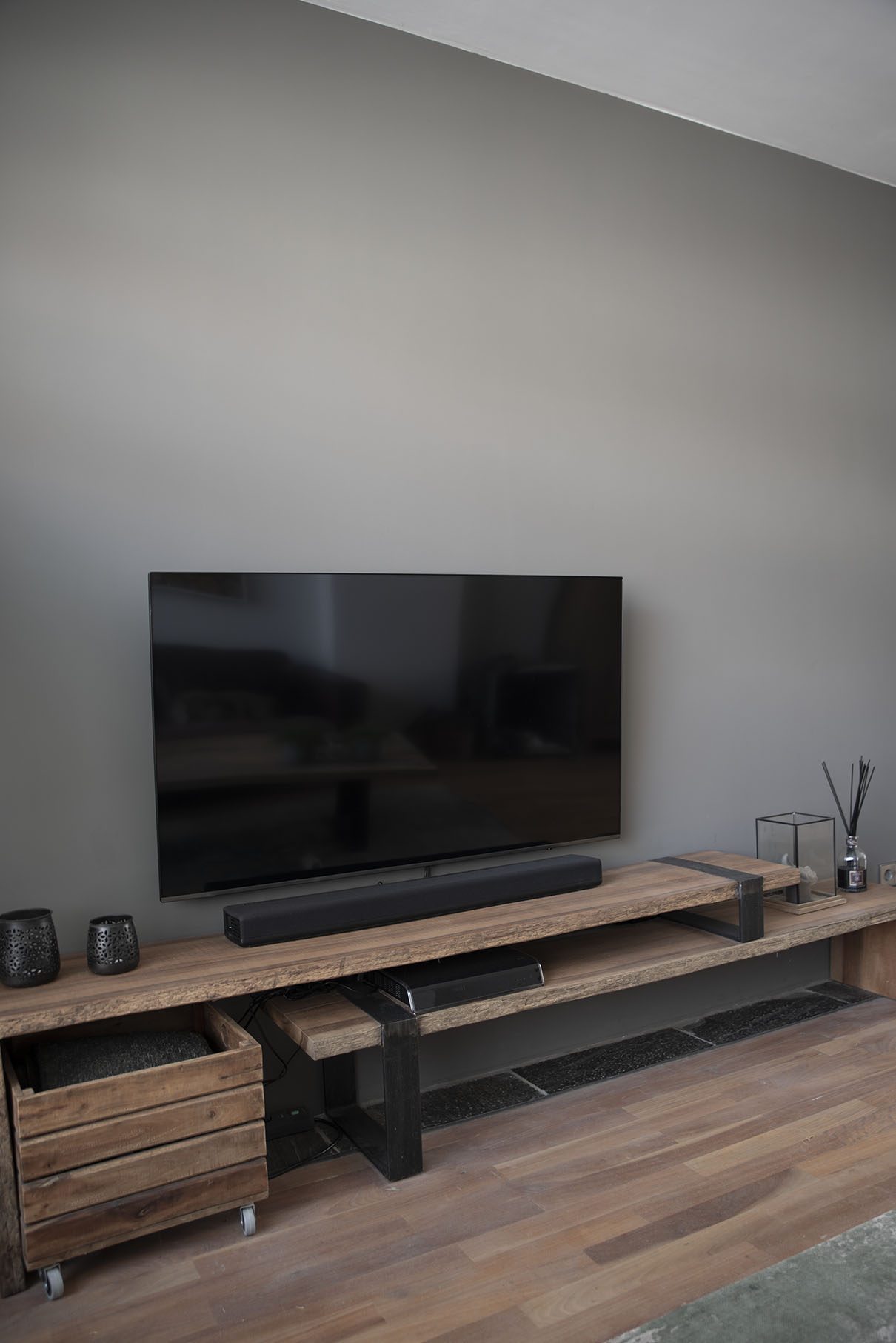Modern massief houten TV Blend4
